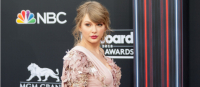 Thu hút sự chú ý của Taylor Swift: 5 bài học tình yêu từ cẩm nang của Kelce Thu hút sự chú ý của Taylor Swift: 5 bài học tình yêu từ cẩm nang của Kelce